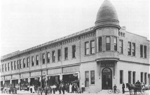 Our original Burbank Offices.  Move your mouse to try and locate our windows!
